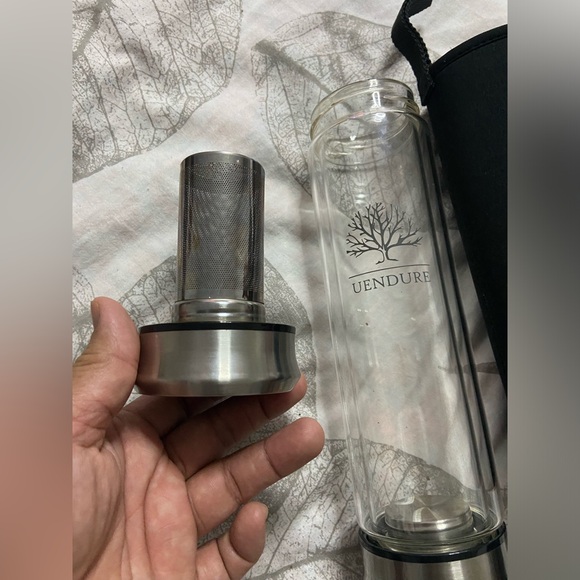 UENDURE Double Wall Glass Tea Infuser Bottle - Picture 2 of 7